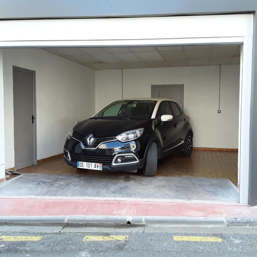 Maison De Ville Avec Garage Et Terrasse Lourdes Dış mekan fotoğraf
